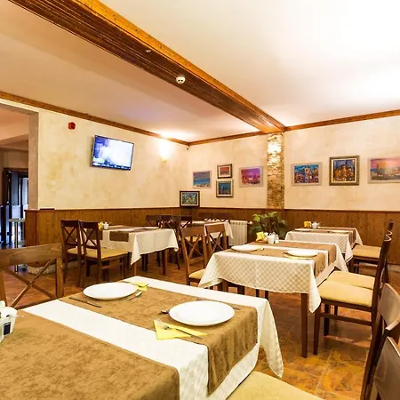 Boyana - Free Parking 4*